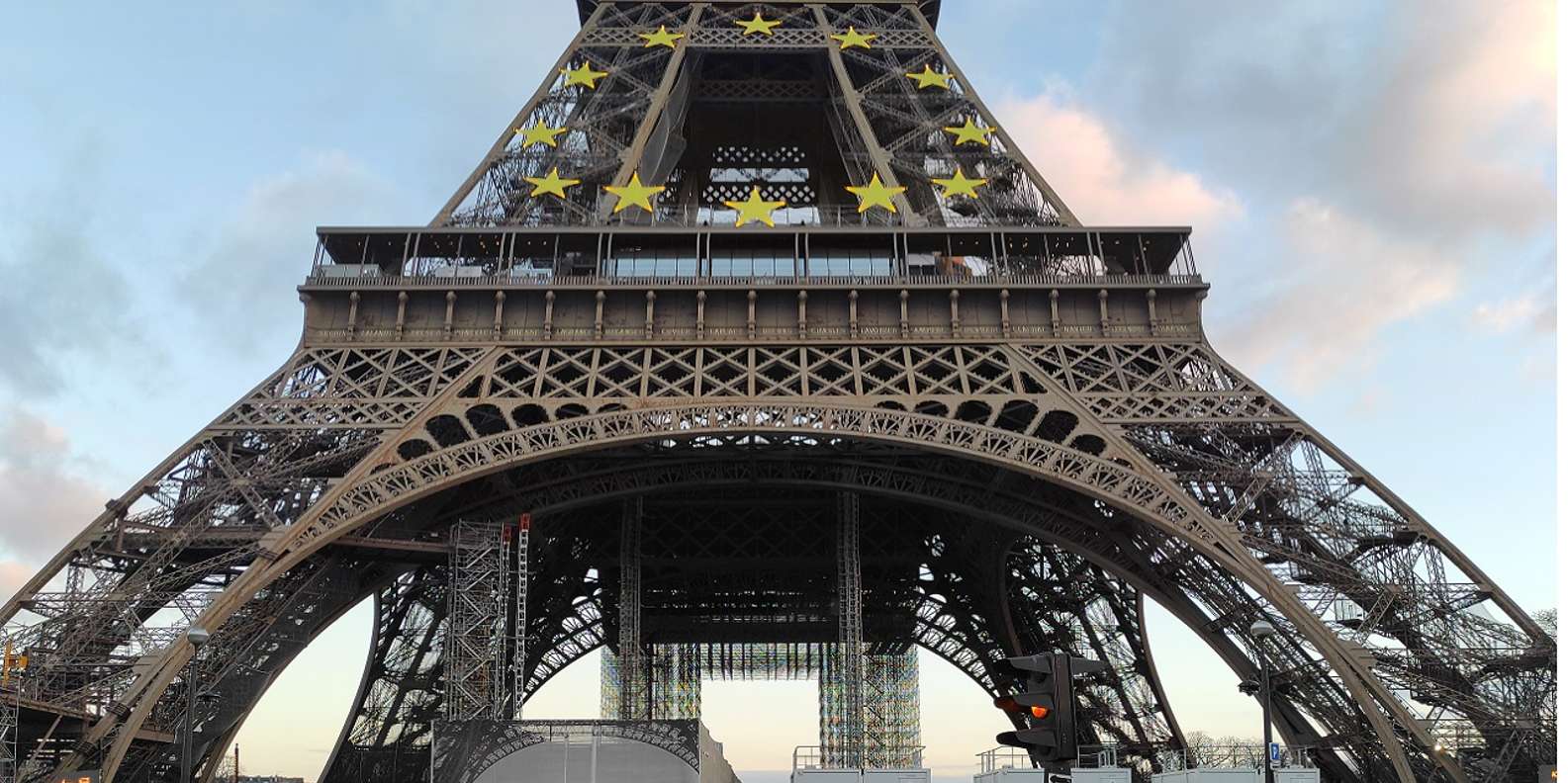 Paris: Eiffel Tower Entry Ticket with Optional Summit Access — gallery image 7