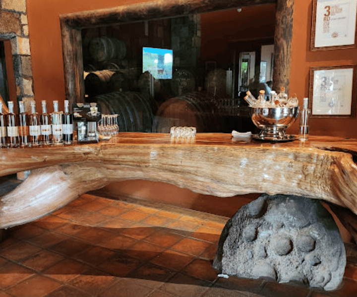 Mauritius South West Discovery tours private car /guide