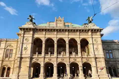 Wiedeń Historical Highlight City Tour + Hofburg