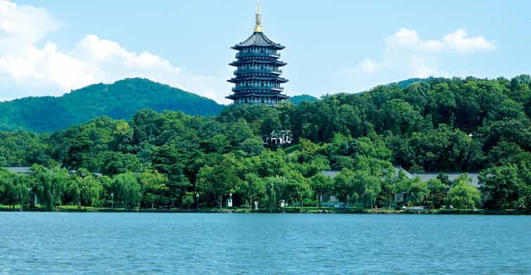Shanghai: Private Guided Tour to Hangzhou by Bullet Train photo 8