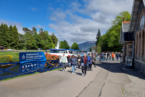 Desde Edimburgo: Tour privado de un día al Lago Ness con traslados