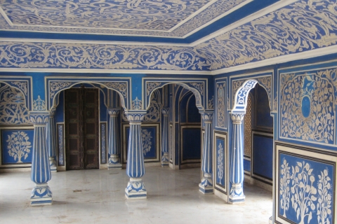 From Delhi : Private Overnight Tour of Jaipur