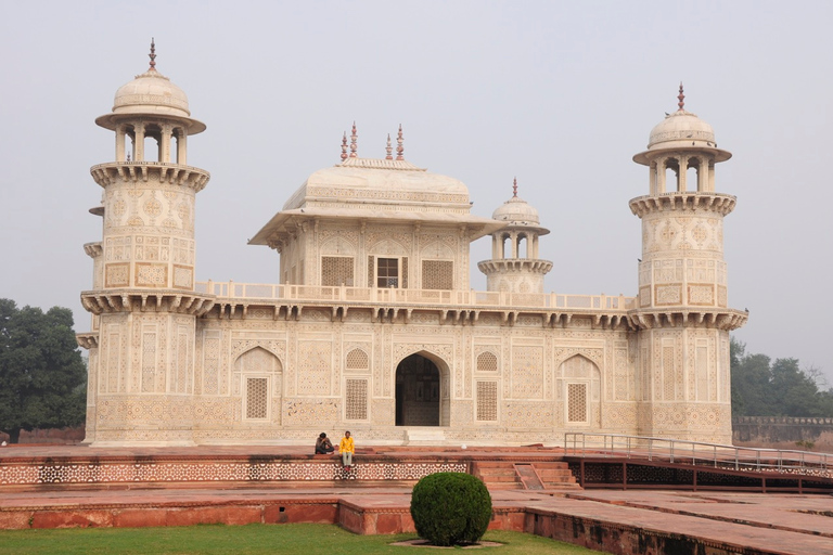 Ab Neu-Delhi: Tajmahal Tour mit dem Zug All Inclusive