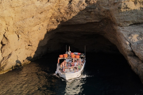 De San Antoni: Cala Bassa, Cala Comte et excursion en bateau dans les grottesCroisière partagée