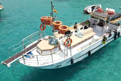 San Antonio: Cala Bassa, Cala Conta and Cave Boat Trip.