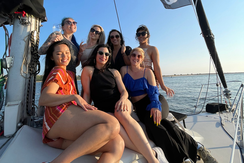 Porto: Charming Sailboat Cruise Sunset
