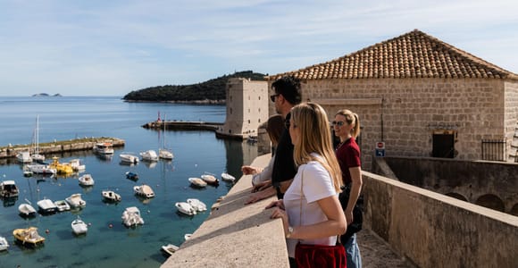 Dubrovnik: City Walls Guided Tour-Small Group Experience
