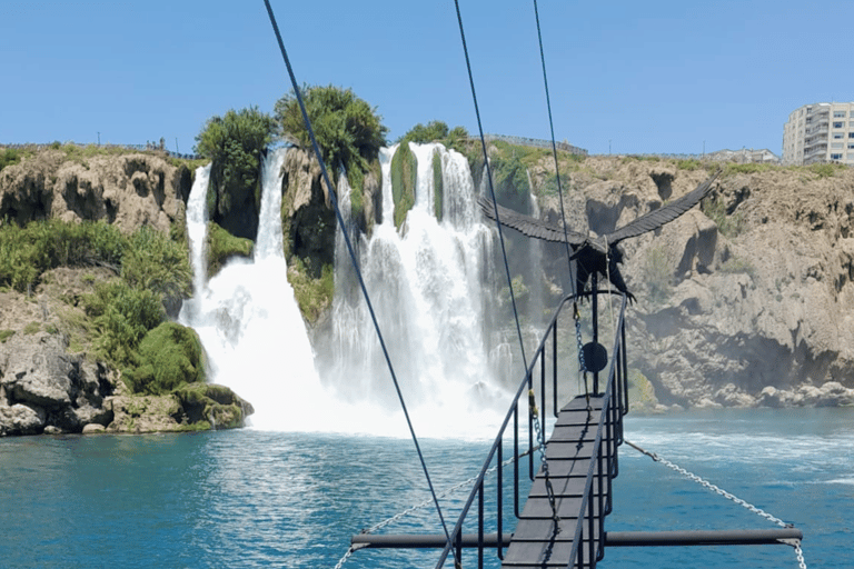 Antalya: Ontspannen boottocht met lunch naar de Duden watervalOntmoeting op de boot