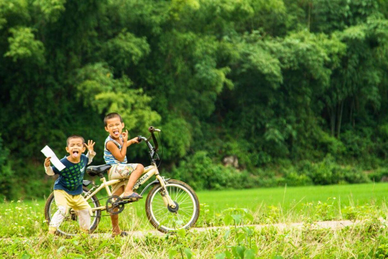 Hanoi : Mai Chau 1 jour de vélo et atelier d'artisanat depuis HanoiMai Chau 1 jour de vélo et atelier d'artisanat au départ de Hanoi