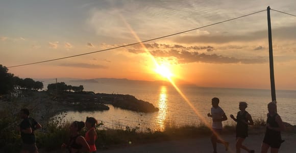 Chania: Sunset Run Tour