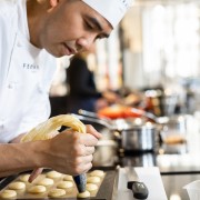 Paris: Pastry Class with Ferrandi Chef at Galeries Lafayette