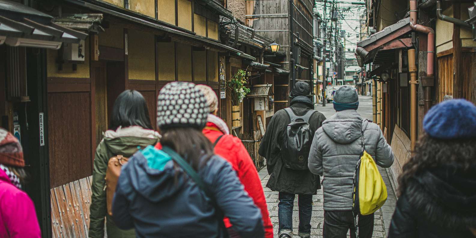 Kyoto Gion Cultural Walk & Geisha Show with Dining Options