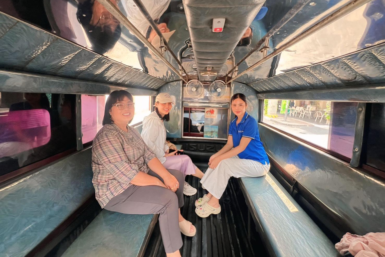 Long Neck Village, Silver Temple & Chiang Mai Top Sites Experience with temples entry tickets