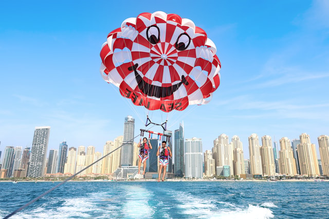 Dubai: Palm View and JBR View Parasailing Experience