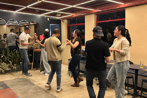 Tejo and Salsa Tour in Bogotá I knit the Embassy