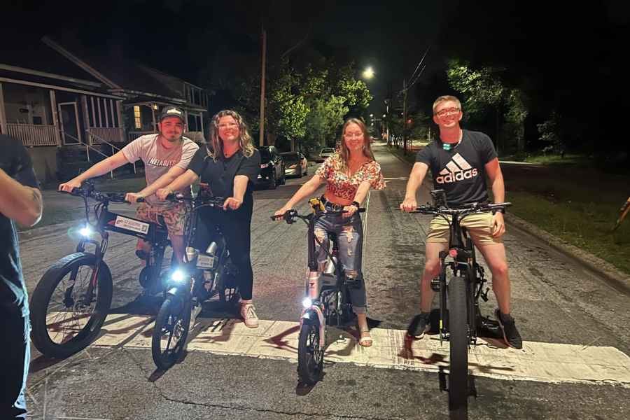 1,5-stündige Wilmington E-Bike Nacht-Tour. Foto: GetYourGuide