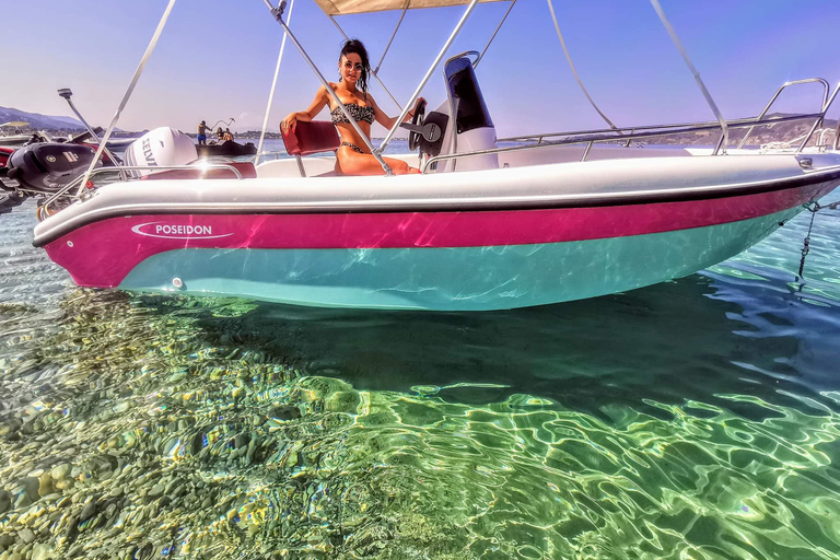 Location de bateau sans permis pour l'île de la Tortue et les grottes de KeriLaganas : 4 heures de location de bateau privé, parc marin et grottes de Keri