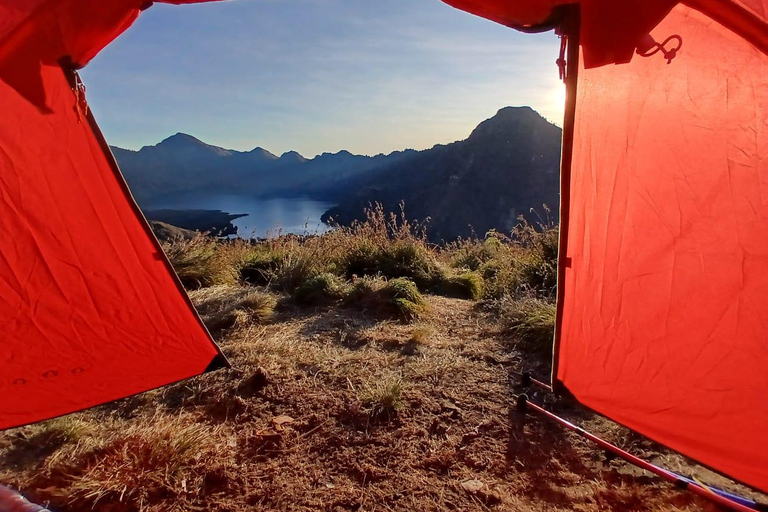 Mount Rinjani Trekking: 2-tägiges Gipfelabenteuer
