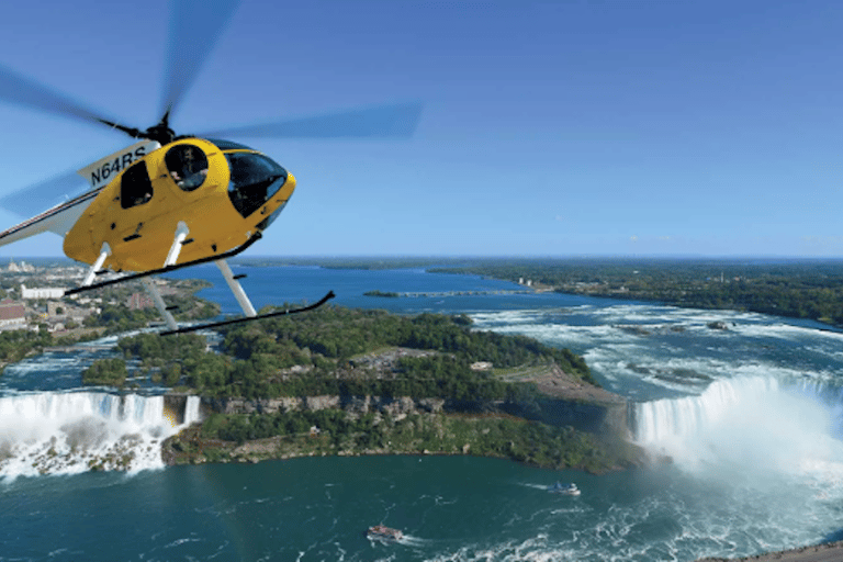 Wodospad Niagara, USA: Malowniczy lot helikopterem nad wodospadamiWodospad Niagara, USA: sceniczny lot helikopterem