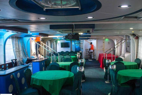 Lagos Island: Weekend Cruise with light refreshment Lagos: Cruise with light refreshment and Jet Ski experience