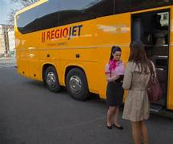 Prague: Bus Transfer to/from Bratislava Center