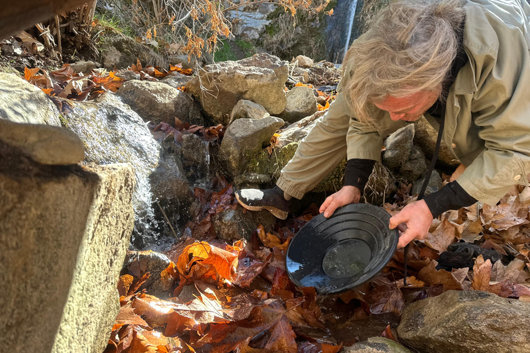 Kern County: Gold Panning Experience