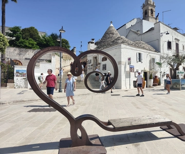 From Brindisi: Alberobello, Ostuni & Locorotondo - Aperitif