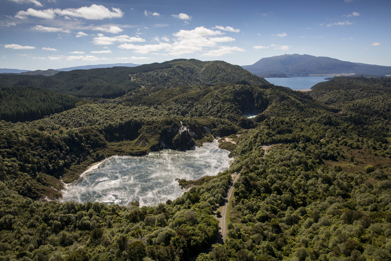 Rotorua: volo panoramico sul monte Tarawera e sulla valle di WaimanguTour del sentiero dell&#039;eruzione della valle vulcanica del Monte Tarawera / Waimangu