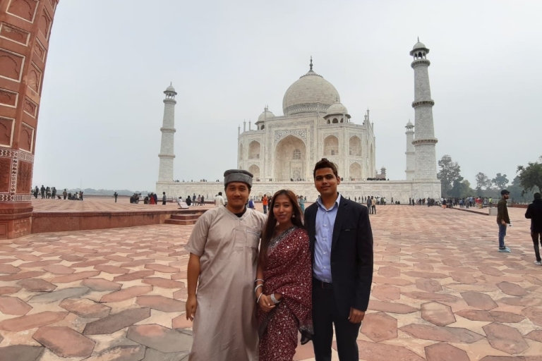 Von Delhi aus: Taj Mahal und Agra Fort Private Sunrise Tour