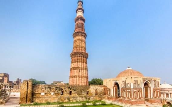 Von Delhi aus: Qutub Minar & Humayun-Grabmal mit Einkaufsbummel