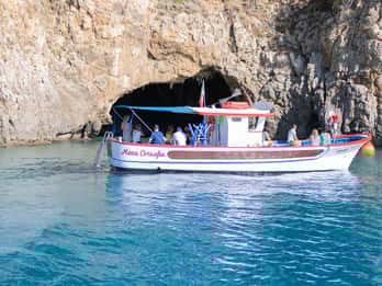 Sperlonga: Private Blue Grotto Boat Tour