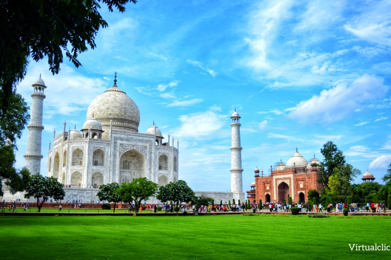 From Delhi: All Inclusive Taj Mahal Private Tour (by Car) Tour with Car + Guide + Entrance