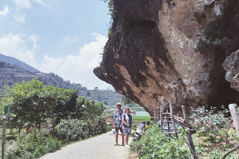 Randonnée dans le village de Red Dao et bain aux herbes