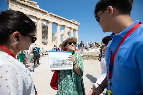 Visite guidée à pied de l'Acropole et visite audioguide de Plaka