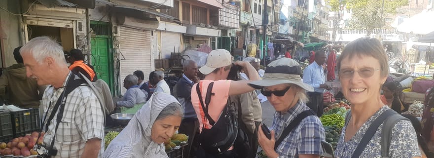 Promenade dans la vieille ville et expérience de la vie locale