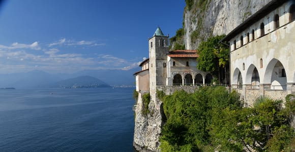 Lake Maggiore full-day Deluxe Private Boat Tour with Lunch