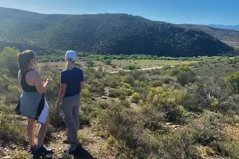 Oudtshoorn - Passeio na natureza com um piquenique no Klein Karoo