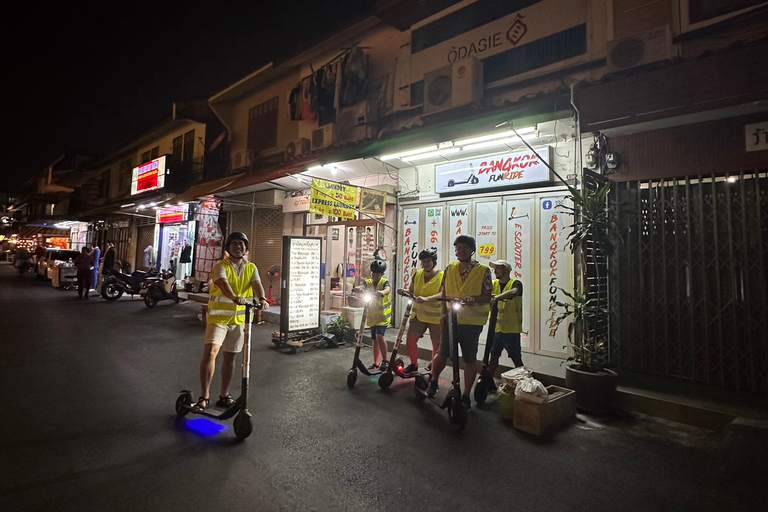 Visita nocturna de Bangkok en Escooter