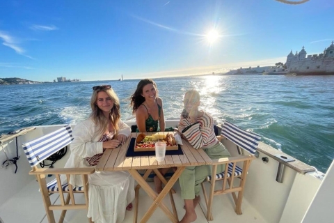 Łódź Zwiedzanie Lizbony Rzeka Tag | Jedzenie i napoje | NurkowanieLizbona Me Rejsy statkiem Cascais Experience