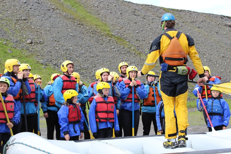 Rafting familial sur la rivière West Glacial