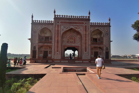 Från Jaipur: Privat soluppgångstur till Taj Mahal och Agra Fort