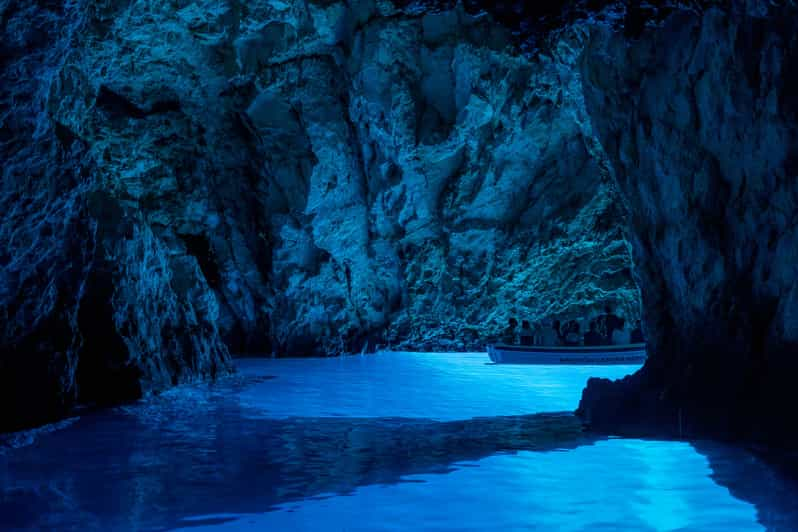 Da Spalato Tour Della Grotta Azzurra E Delle 5 Isole GetYourGuide