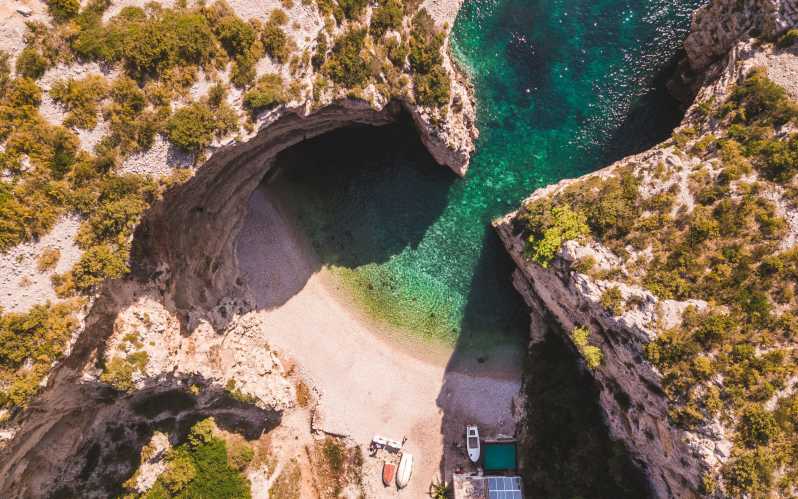 Blue Cave and 5 Islands Tour from Split