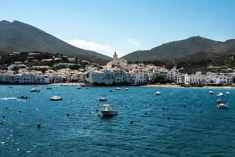 Day trip Cadaqués & Roses from Barcelona - Costa Brava