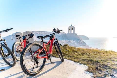 Excursiones guiadas en e-bici por Santorini