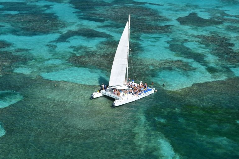 Ocean Adventures Punta Cana: Excursión en Catamarán Vela y Sol