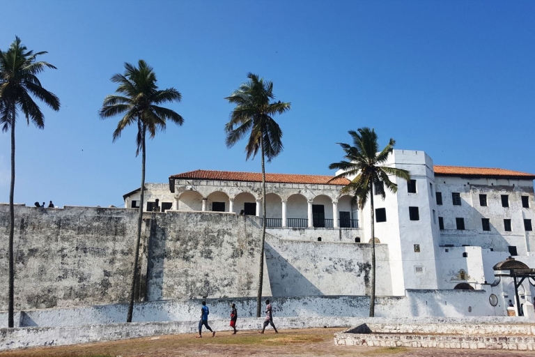 Accra : Excursion d'une journée au château de Cape Coast et à la passerelle de canopée de Kakum