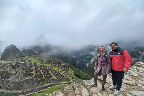 From Cusco: Private Tour 4D/3N - Inca Trail to Machu Picchu