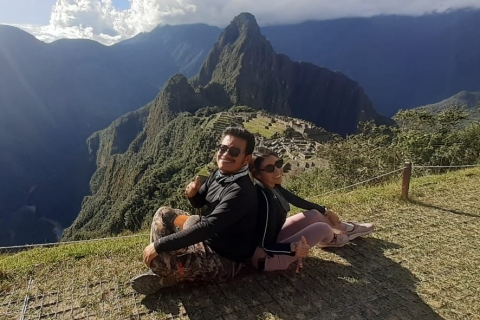 From Cusco: Private Tour 4D/3N - Inca Trail to Machu Picchu