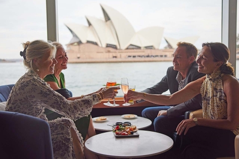 Sydney: Rejs po Sydney Harbour z jedzeniem i szampanemPółmisek koktajli i serów